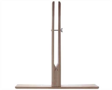 WOODEN LACING PONY
